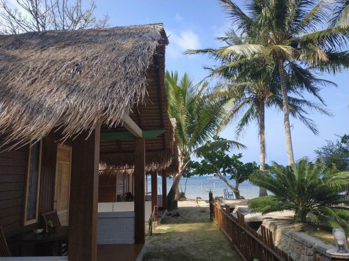 Bungalow Karimunjawa Buitenkant foto